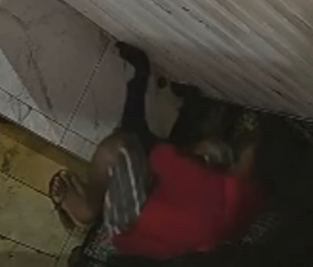 Homem é flagrado por câmeras de segurança furtando loja na Avenida Cinquentenário