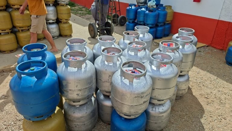 Gás de cozinha pode ficar até R$ 10 mais caro na Bahia a partir de setembro