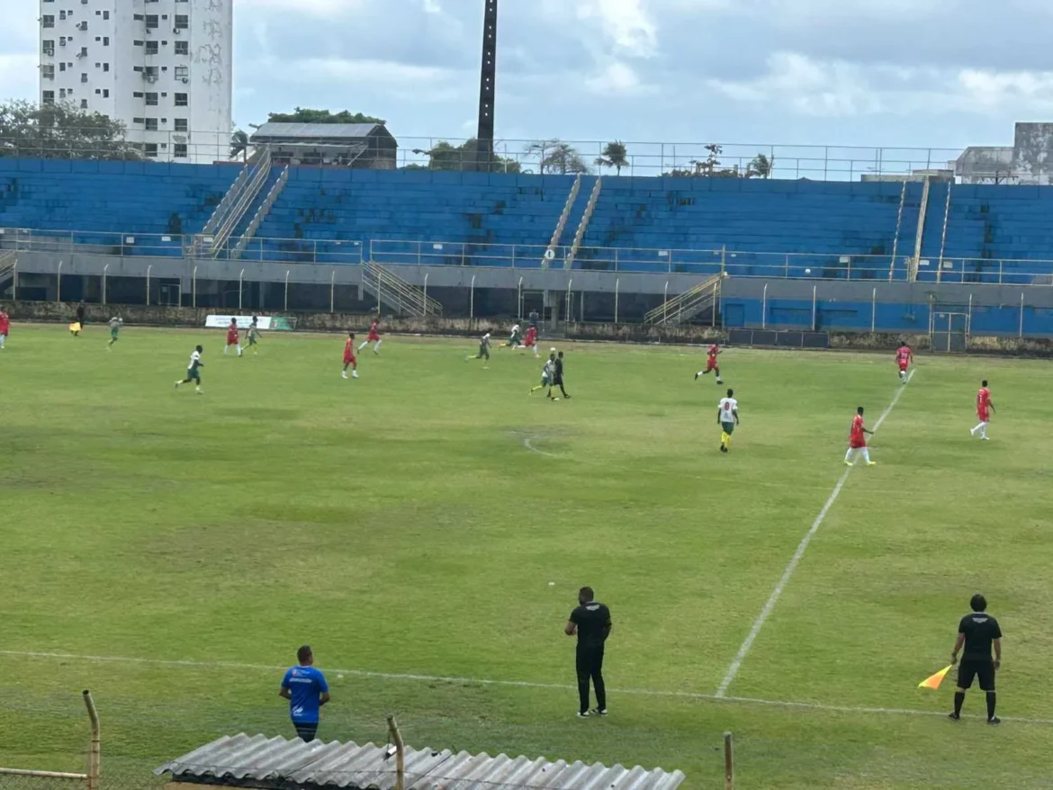 SELEÇÃO DE ILHÉUS EMPATA NA ESTREIA NO INTERMUNICIPAL DE FUTEBOL