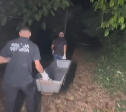 Homem com tornozeleira eletrônica é assassinado com tiros e golpes de faca no Banco da Vitória, em Ilhéus