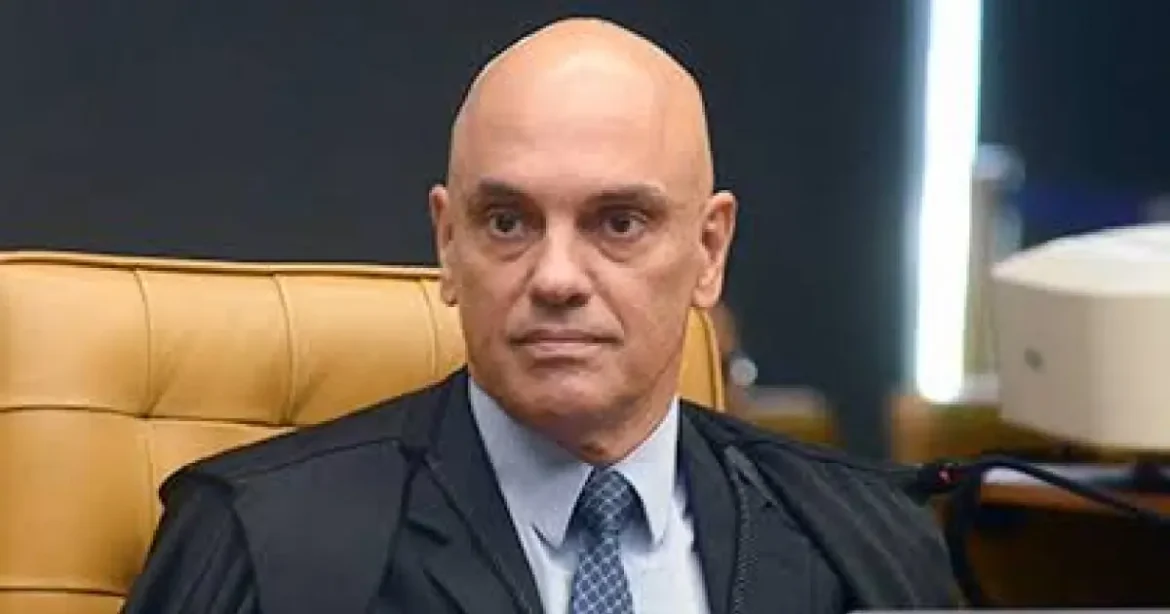 Moraes realizou alterações em contrato de R$ 131 milhões entre o escritório de sua esposa e Daniel Vorcaro