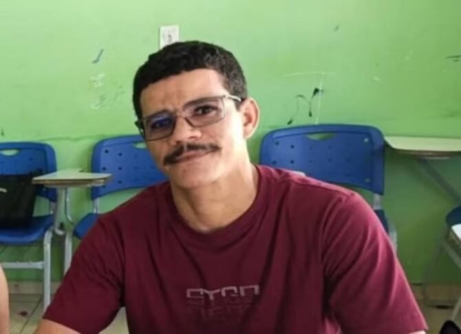 Professor é morto a tiros a caminho de escola no Norte da Bahia