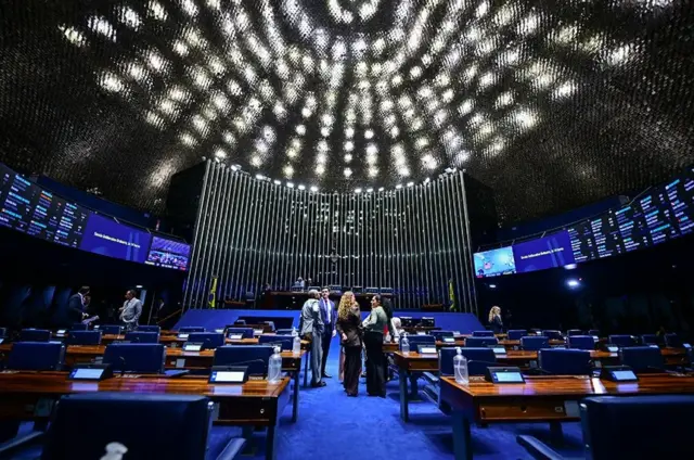 Senado pode votar nesta semana proposta que prevê fim da escala 6×1
